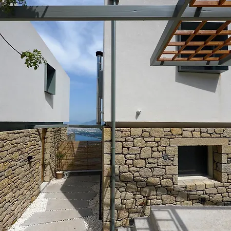 Lithos Retreat 2 * Kalamata