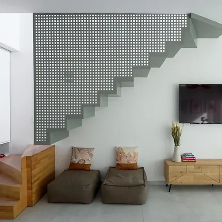 アパート Lithos Retreat 2 カラマタ