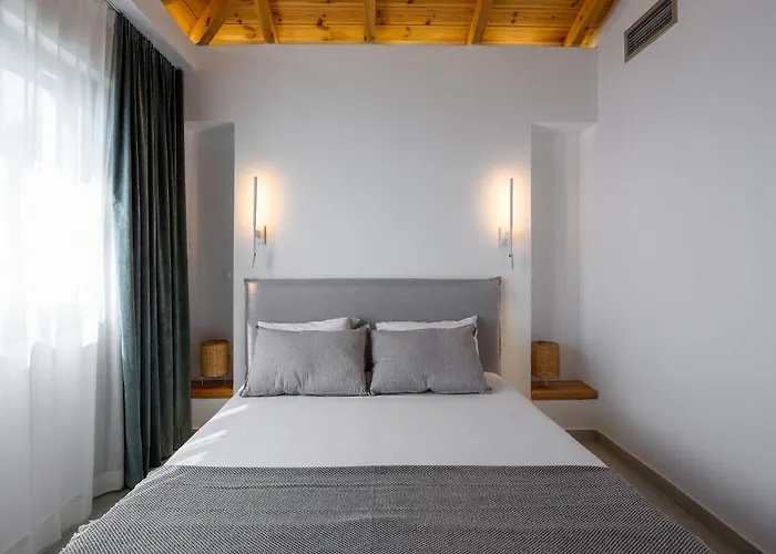 Lithos Retreat 2 * קלמאטה