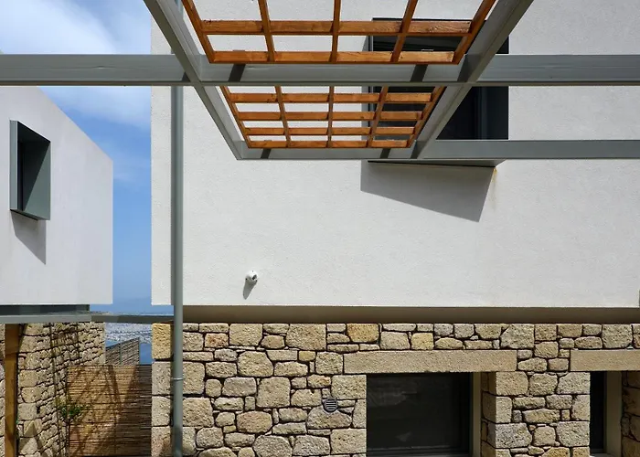 Lithos Retreat 2 דירה *