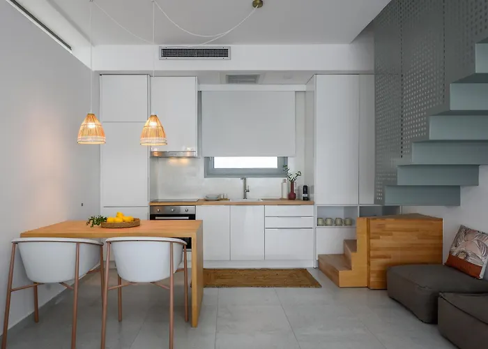 Lithos Retreat 2 דירה